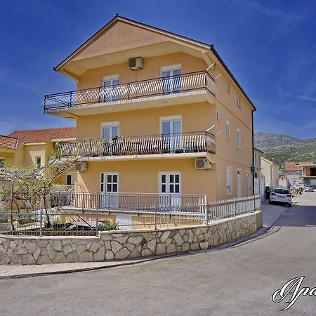 Apartmani Ogi Trebinje Buitenkant foto